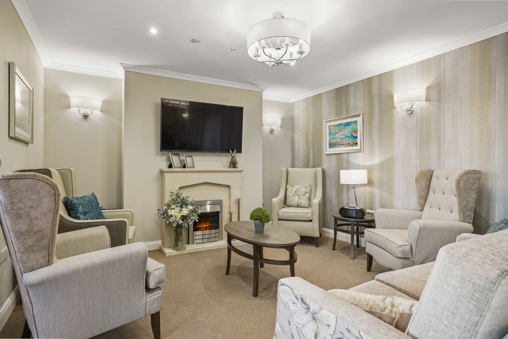 Communal lounges are available for residents and visitors