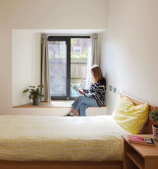 Window seats in patient bedrooms provide a view over the landscape