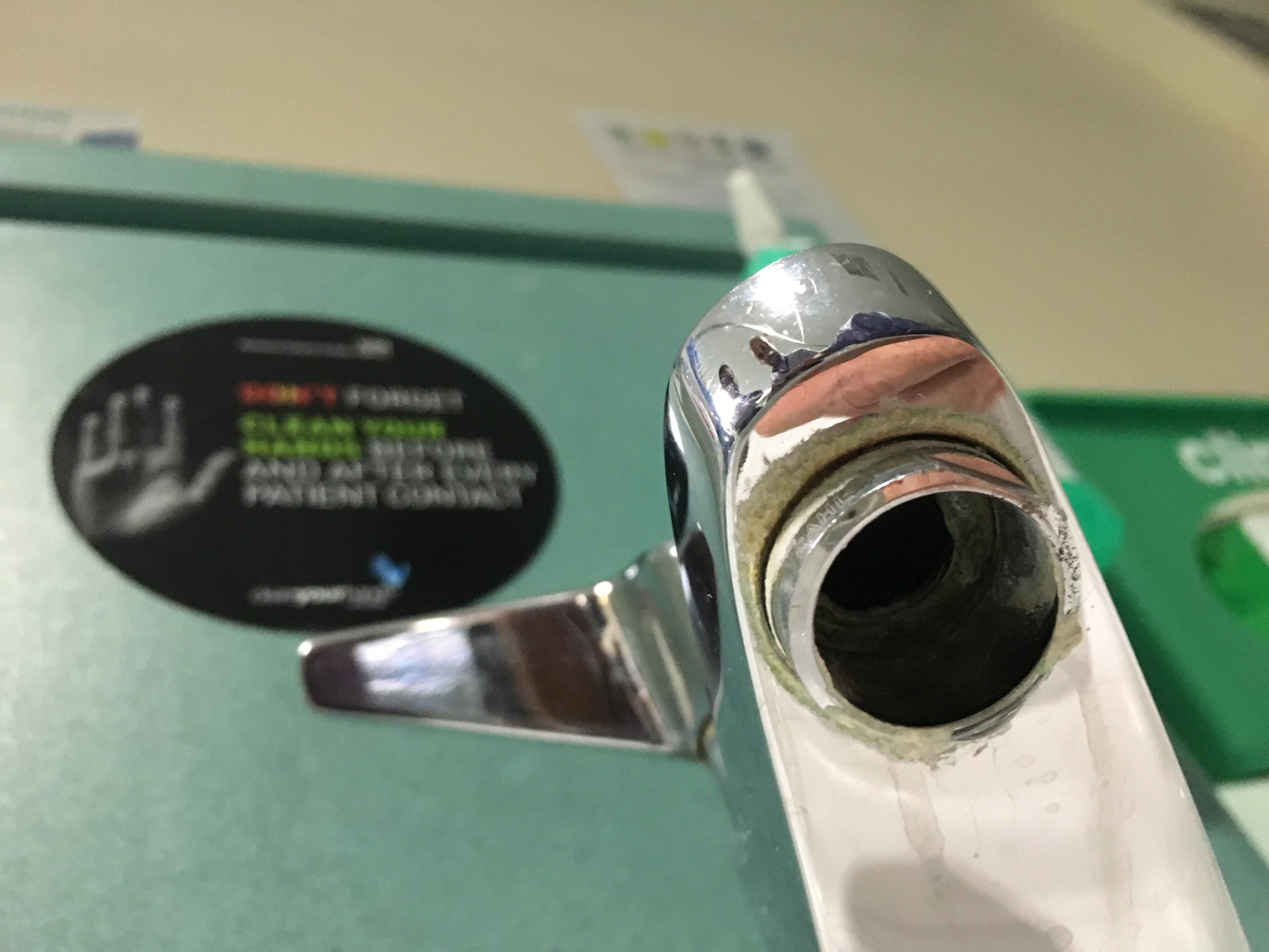 Auditors should be guided by a defined checklist of criteria specific to each area